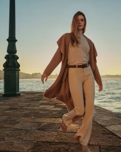 Women's Luna Roll Neck Cashmere Jumper New Ivory White -Cozy Fashion Shop 2304 AS NPEAL VENICE 01 0129 a6fe1e58 4aac 400e a397 c20d28be553e