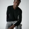 Men's Burlington V Neck Cashmere Jumper Black -Cozy Fashion Shop AW21 NPG000106 BLK 1