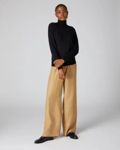 007 Superfine Roll Neck Cashmere Jumper Black -Cozy Fashion Shop AW21 NPW000866JB BLK 3