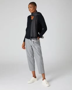 Women's Phoebe V Neck Cashmere Jumper Black -Cozy Fashion Shop AW21 NPW001800B BLK 3