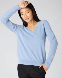 Women's Phoebe V Neck Cashmere Jumper Cornflower Blue -Cozy Fashion Shop AW21 NPW001800B C01 1
