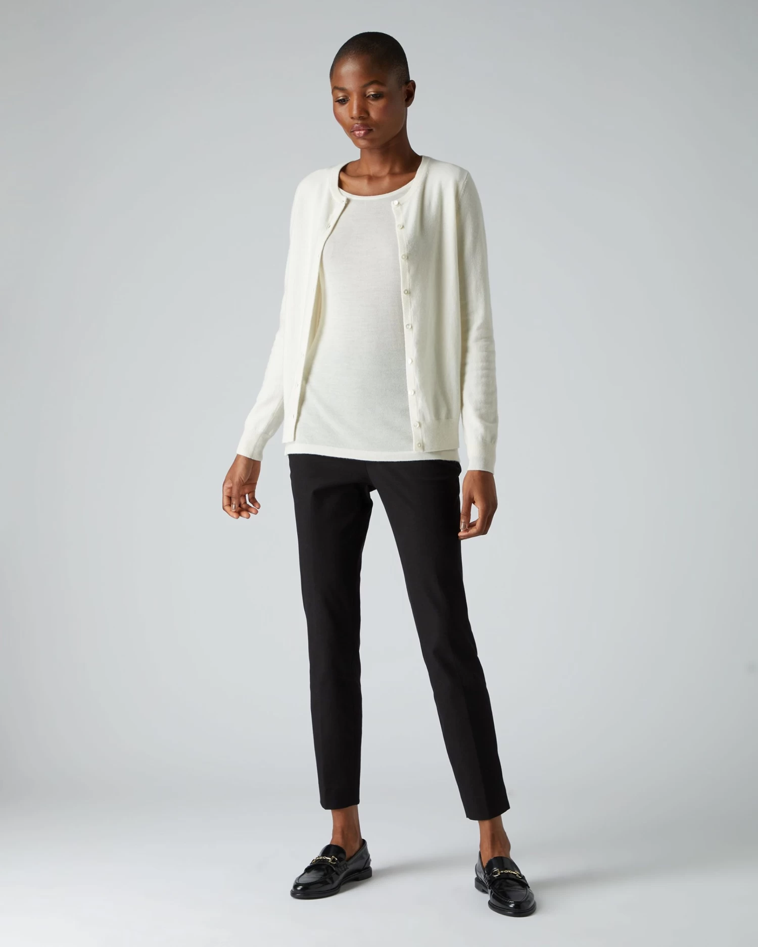 Women's Olivia Round Neck Cashmere Cardigan New Ivory White 5 Women's Olivia Round Neck Cashmere Cardigan New Ivory White - Image 3