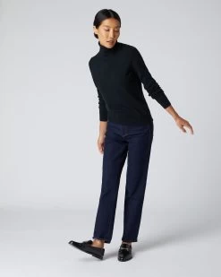 Women's Luna Roll Neck Cashmere Jumper Black -Cozy Fashion Shop AW21 NPW001867 B50 3