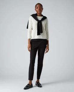 Women's Emilia Cable Round Neck Cashmere Jumper New Ivory White -Cozy Fashion Shop AW21 NPW002085 N68 3