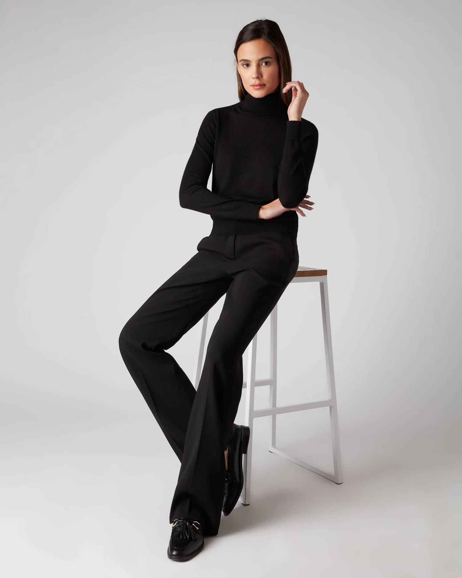 Women's Margot Superfine Cashmere Roll Neck Jumper Black 5 Women's Margot Superfine Cashmere Roll Neck Jumper Black - Image 3