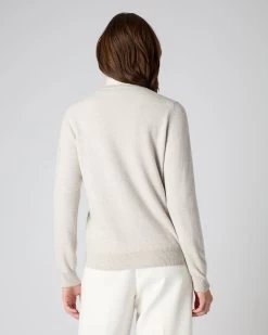 Women's Olivia Round Neck Cashmere Cardigan Pebble Grey 10 Women's Olivia Round Neck Cashmere Cardigan Pebble Grey -Cozy Fashion Shop AW23 NPW001802B PBG 4