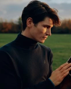 The Jockey Club Men's Roll Neck Cashmere Jumper Navy Blue -Cozy Fashion Shop NPeal SS24 10 671 R