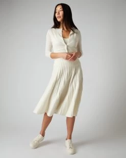 Women's Darcie Superfine Cashmere Cropped Cardigan New Ivory White -Cozy Fashion Shop SS22 NPW000831 NIV 3