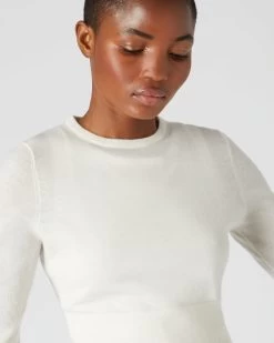 Women's Superfine Cashmere Crop Jumper New Ivory White 11 Women's Superfine Cashmere Crop Jumper New Ivory White -Cozy Fashion Shop SS23 NPW108549 NIV 5