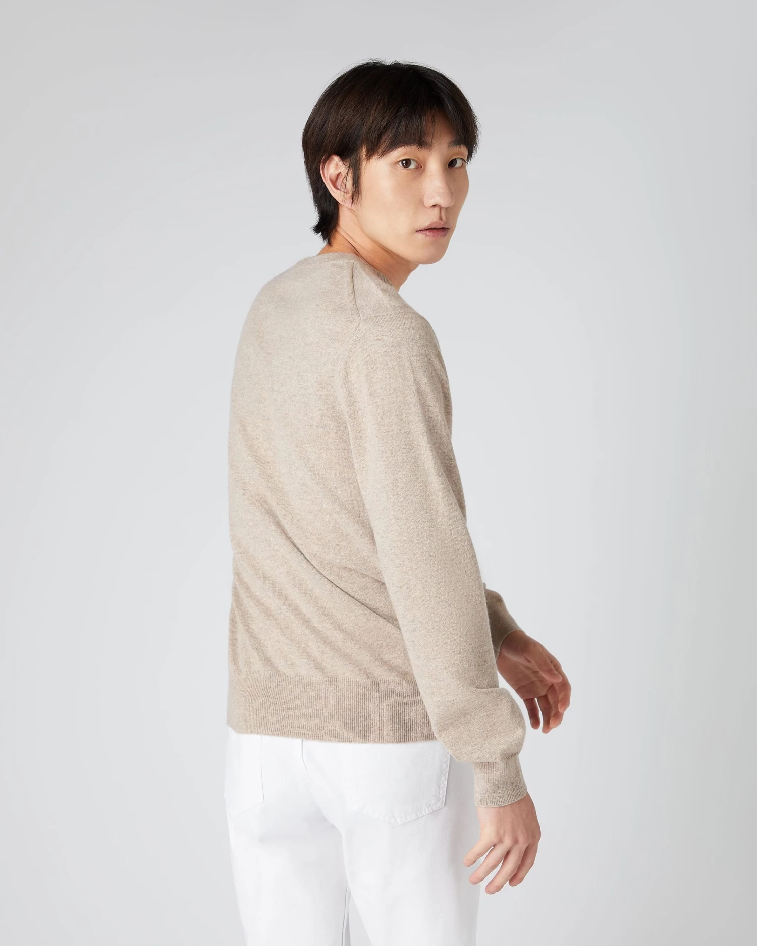 Men's Oxford Round Neck Cashmere Jumper Oatmeal Brown 6 Men's Oxford Round Neck Cashmere Jumper Oatmeal Brown - Image 4