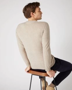 Men's Shoreditch Round Neck Cashmere Jumper Oatmeal Brown 11 Men's Shoreditch Round Neck Cashmere Jumper Oatmeal Brown -Cozy Fashion Shop SS24 NPG109185 OAT 4