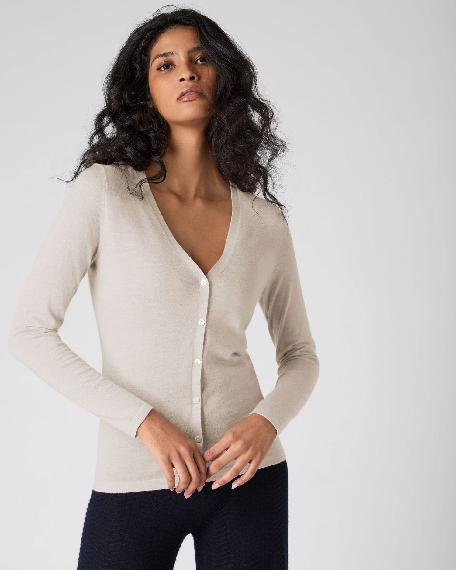Women's Mia Superfine Cashmere V Neck Cardigan Sandstone Brown 3 Women's Mia Superfine Cashmere V Neck Cardigan Sandstone Brown