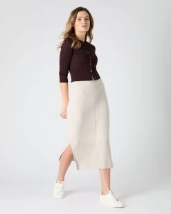 Women's Darcie Superfine Cashmere Cropped Cardigan Clove Brown 9 Women's Darcie Superfine Cashmere Cropped Cardigan Clove Brown -Cozy Fashion Shop SS24 NPW000831 CLO 3 op