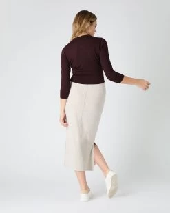 Women's Darcie Superfine Cashmere Cropped Cardigan Clove Brown 10 Women's Darcie Superfine Cashmere Cropped Cardigan Clove Brown -Cozy Fashion Shop SS24 NPW000831 CLO 4