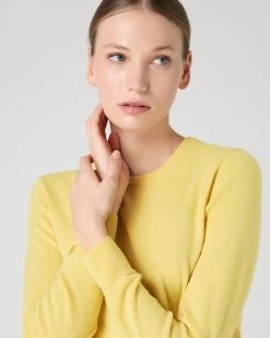 Women's Evie Classic Round Neck Cashmere Jumper Citrine Yellow -Cozy Fashion Shop SS24 NPW000928B CYO 5