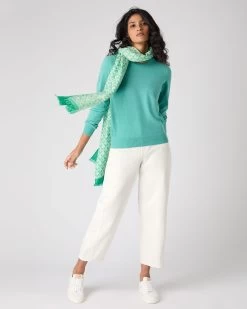 Women's Evie Classic Round Neck Cashmere Jumper Opal Green -Cozy Fashion Shop SS24 NPW000928B OPL 3op