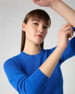 Women's Evie Classic Round Neck Cashmere Jumper Sonic Blue -Cozy Fashion Shop SS24 NPW000928B SON 5