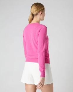 Women's Evie Classic Round Neck Cashmere Jumper Vibrant Pink -Cozy Fashion Shop SS24 NPW000928B VPO 4
