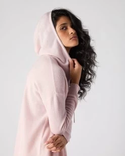 Women's Maya Metal Trim Cashmere Hoodie Quartz Pink -Cozy Fashion Shop SS24 NPW001604 QZP 5op
