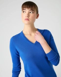 Women's Phoebe V Neck Cashmere Jumper Sonic Blue -Cozy Fashion Shop SS24 NPW001800B SON 5