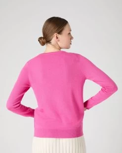 Women's Phoebe V Neck Cashmere Jumper Vibrant Pink -Cozy Fashion Shop SS24 NPW001800B VPO 4