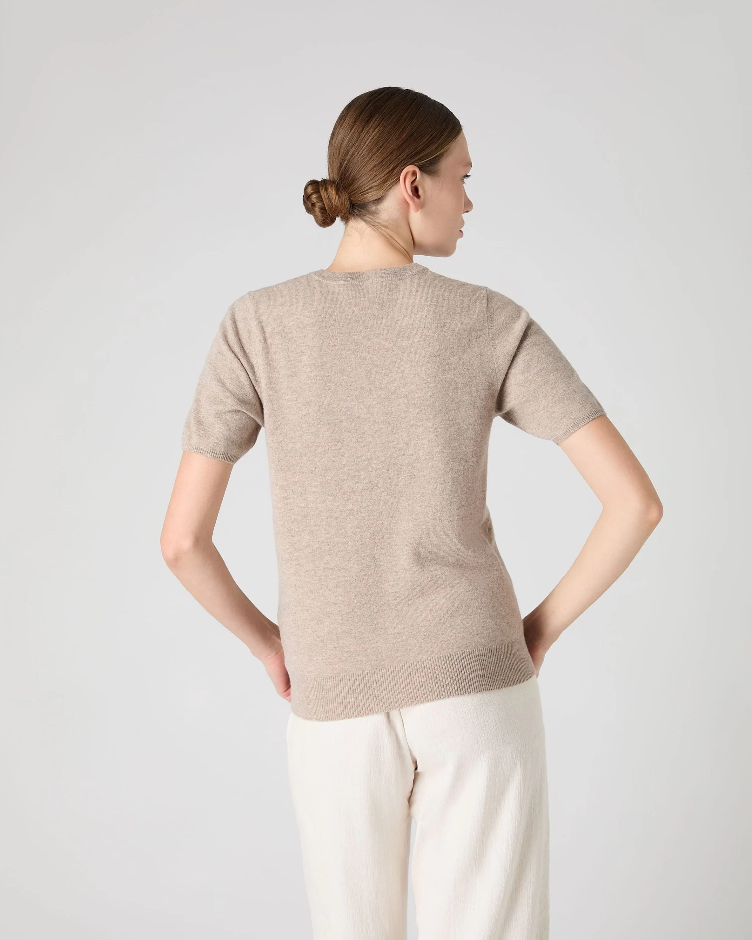 Women's Milly Classic Cashmere T-Shirt Oatmeal Brown 6 Women's Milly Classic Cashmere T-Shirt Oatmeal Brown - Image 4