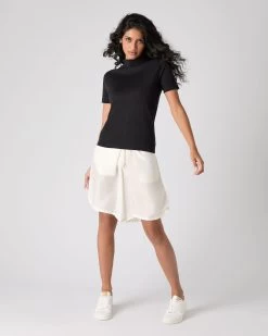 Women's Rosie Superfine Cashmere Mock Neck T-Shirt Black -Cozy Fashion Shop SS24 NPW001917R BLK 3op