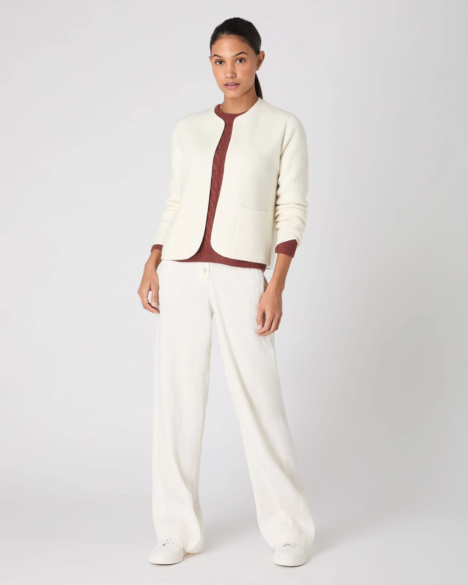 Women's Emilia Cable Round Neck Cashmere Jumper Terracotta Brown 5 Women's Emilia Cable Round Neck Cashmere Jumper Terracotta Brown - Image 3