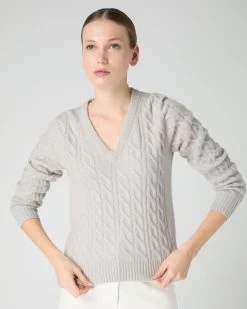 Women's Frankie Cable V Neck Cashmere Jumper Pebble Grey