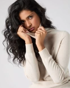 The Jockey Club Women's Roll Neck Cashmere Jumper Ecru White -Cozy Fashion Shop SS24 NPW108638 E34 5op