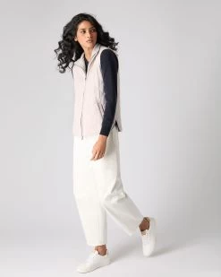 The Jockey Club Women's Diamond Cashmere Gilet Snow Grey -Cozy Fashion Shop SS24 NPW108715 S60 3