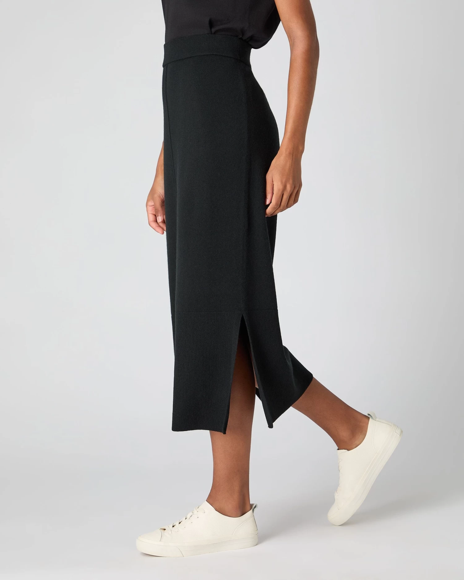 Women's Straight Cashmere Skirt Black 3 Women's Straight Cashmere Skirt Black