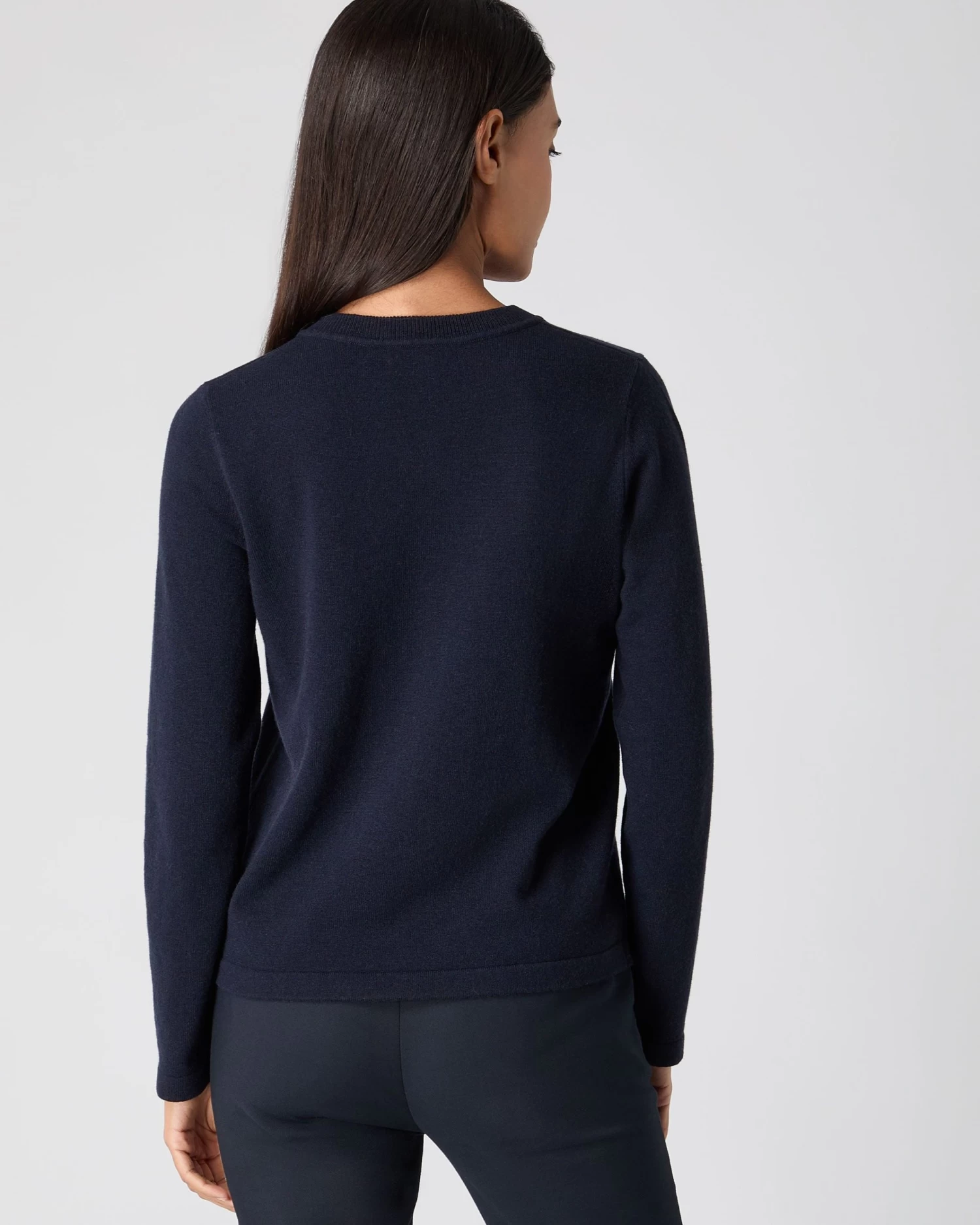 Women's Hallie Round Neck Cashmere Jumper Navy Blue 6 Women's Hallie Round Neck Cashmere Jumper Navy Blue - Image 4