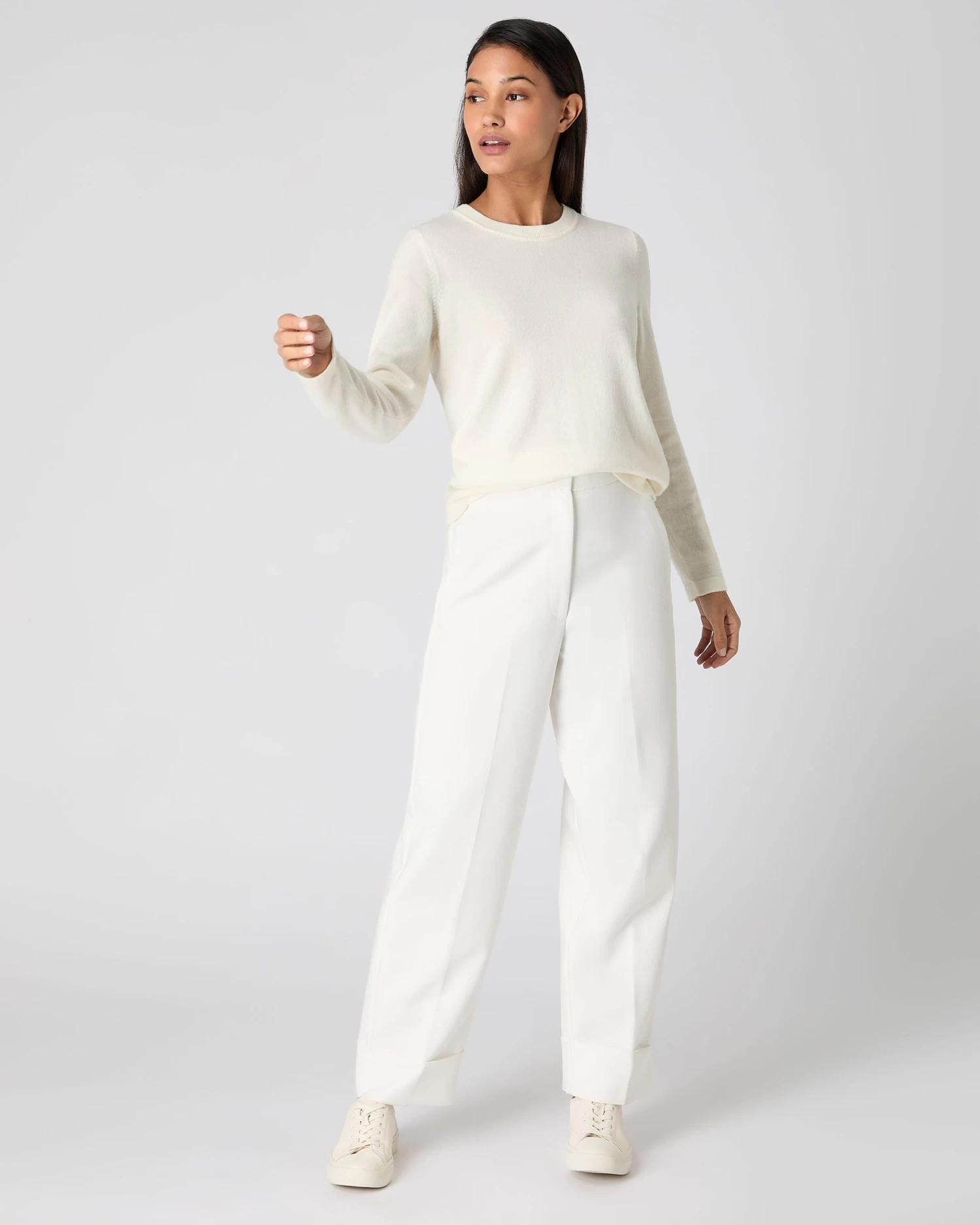 Women's Hallie Round Neck Cashmere Jumper New Ivory White 5 Women's Hallie Round Neck Cashmere Jumper New Ivory White - Image 3