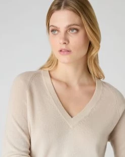 Women's Dip Dye V Neck Cashmere Jumper Almond White -Cozy Fashion Shop SS24 NPW109220 ALN 5