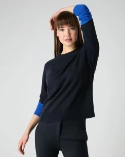 Women's Relaxed Round Neck Cashmere Jumper Navy Blue