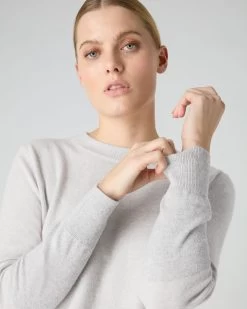 Women's Relaxed Round Neck Cashmere Jumper Pebble Grey -Cozy Fashion Shop SS24 NPW109222 P46 5