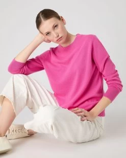 Women's Relaxed Round Neck Cashmere Jumper Vibrant Pink