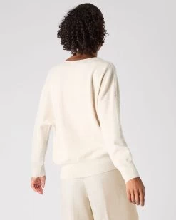 Women's Metal Trim V Neck Cashmere Jumper Ecru White -Cozy Fashion Shop SS24 NPW109280 E34 4