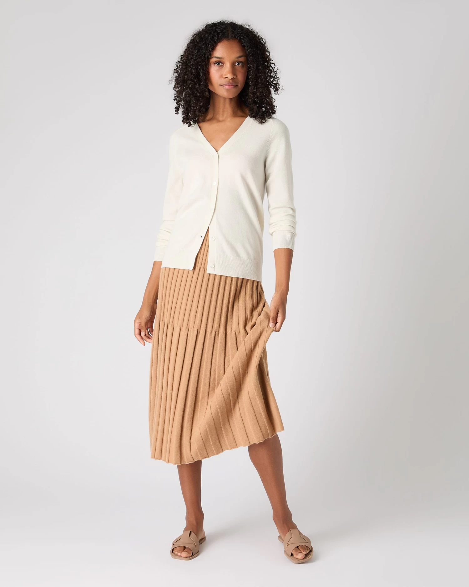 Women's Lara V Neck Cashmere Cardigan New Ivory White 5 Women's Lara V Neck Cashmere Cardigan New Ivory White - Image 3