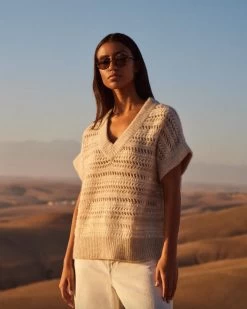 Women's Multi Stitch Vest Beige Brown -Cozy Fashion Shop Screenshot 2023 12 10 at 14.44.56 1