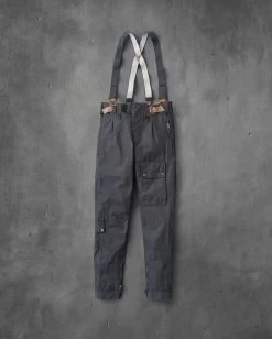 007 Combat Trousers Grey -Cozy Fashion Shop Shot 03 NTTD Trousers 2xFront 0243 R5 2 1 95274f71 6348 4ada 9b36 8a98c5ac1ffa